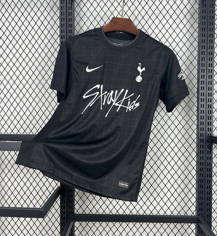 Tottenham Maillot Special Stray Kids – vue de face