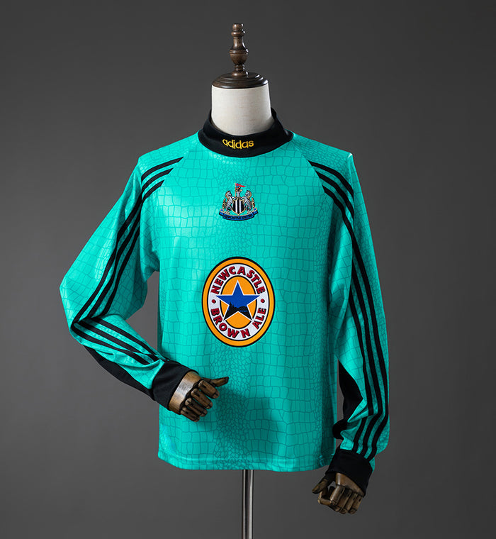 Newcastle United F C Maillot gardien manches longues 1997/98