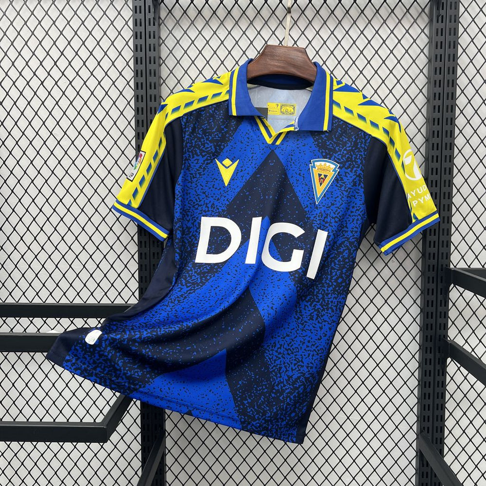 Cadiz C F RetroDay Maillot Modèle 2026