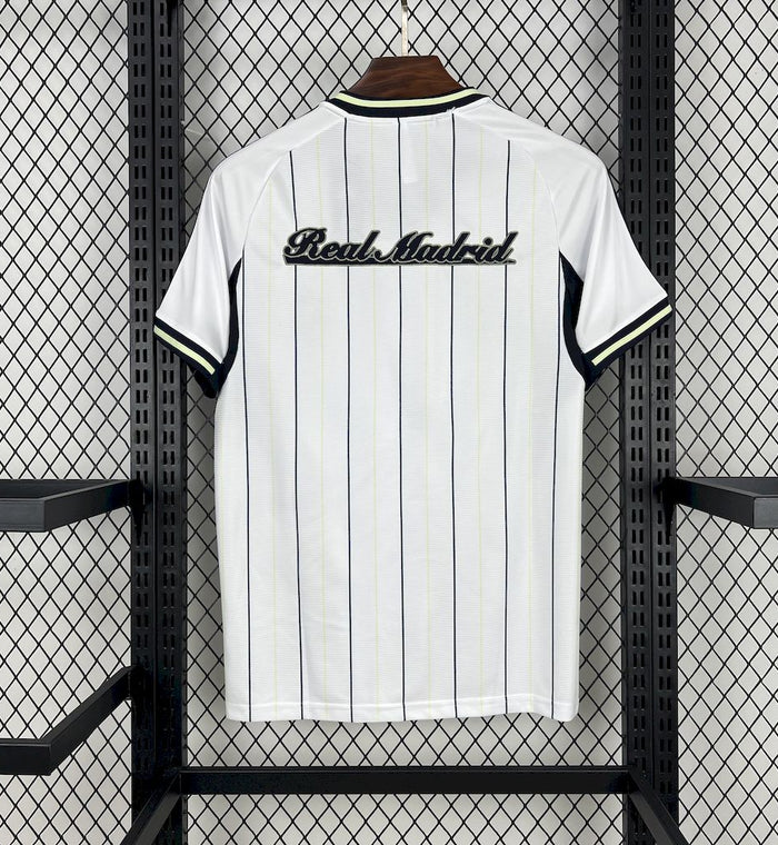 Real Madrid — Maillot Special MLB 2025 – vue de face