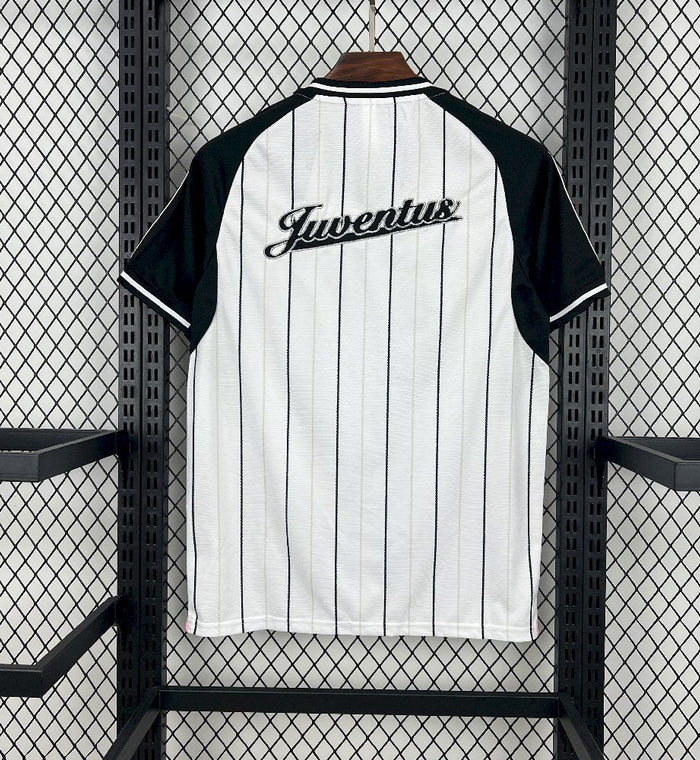 Juventus FC — Maillot Special MLB 2025 – vue de face