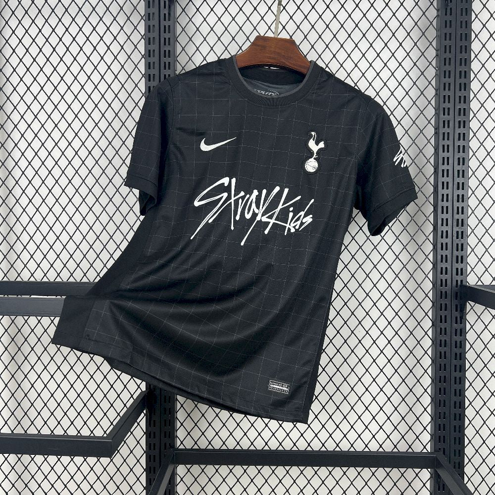 Tottenham Maillot Special Stray Kids – vue de face